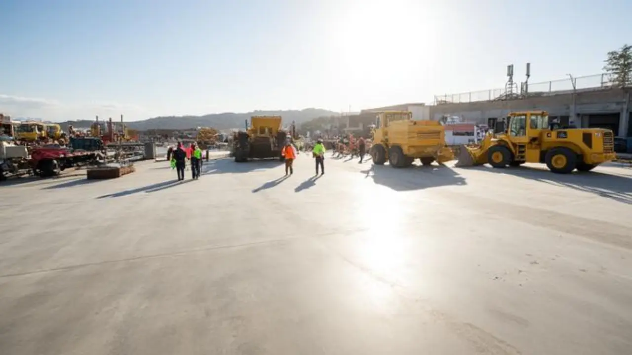 Work boots designed for standing all day on concrete warehouse floors